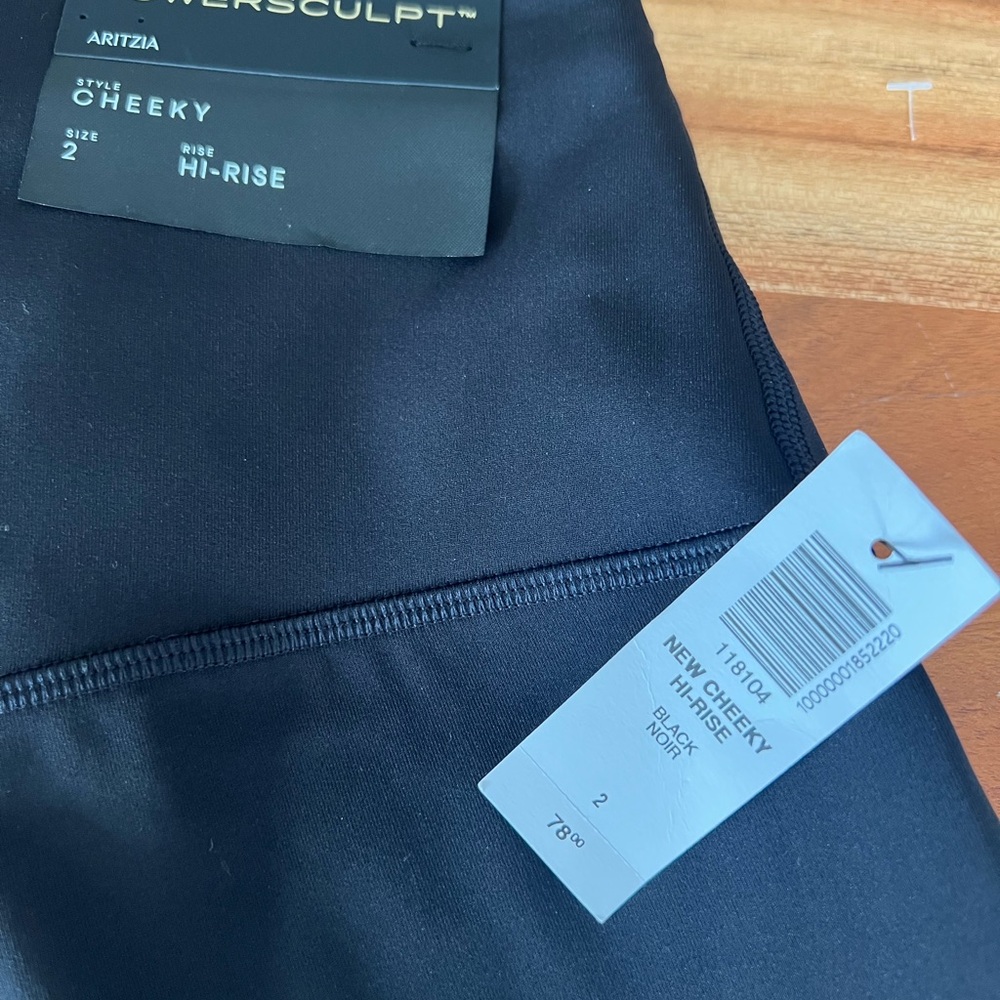 Aritzia Black Cheeky Hi-Rise Leggings